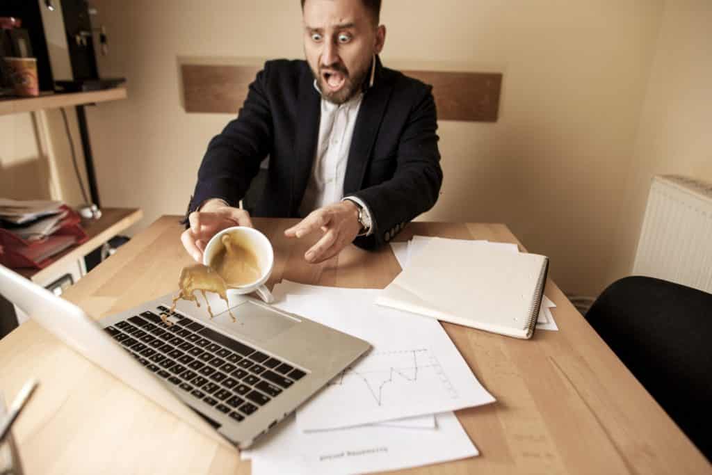 wet-laptop-coffee-spill